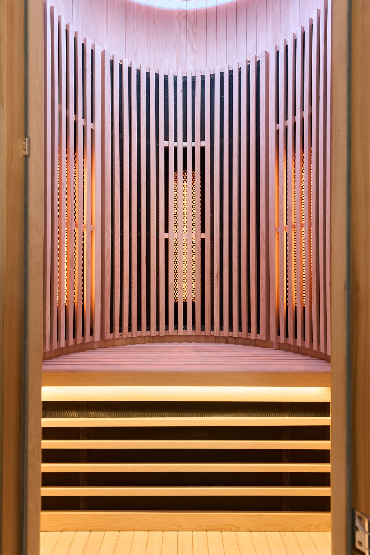 Moon 1 person Infrared sauna Wood