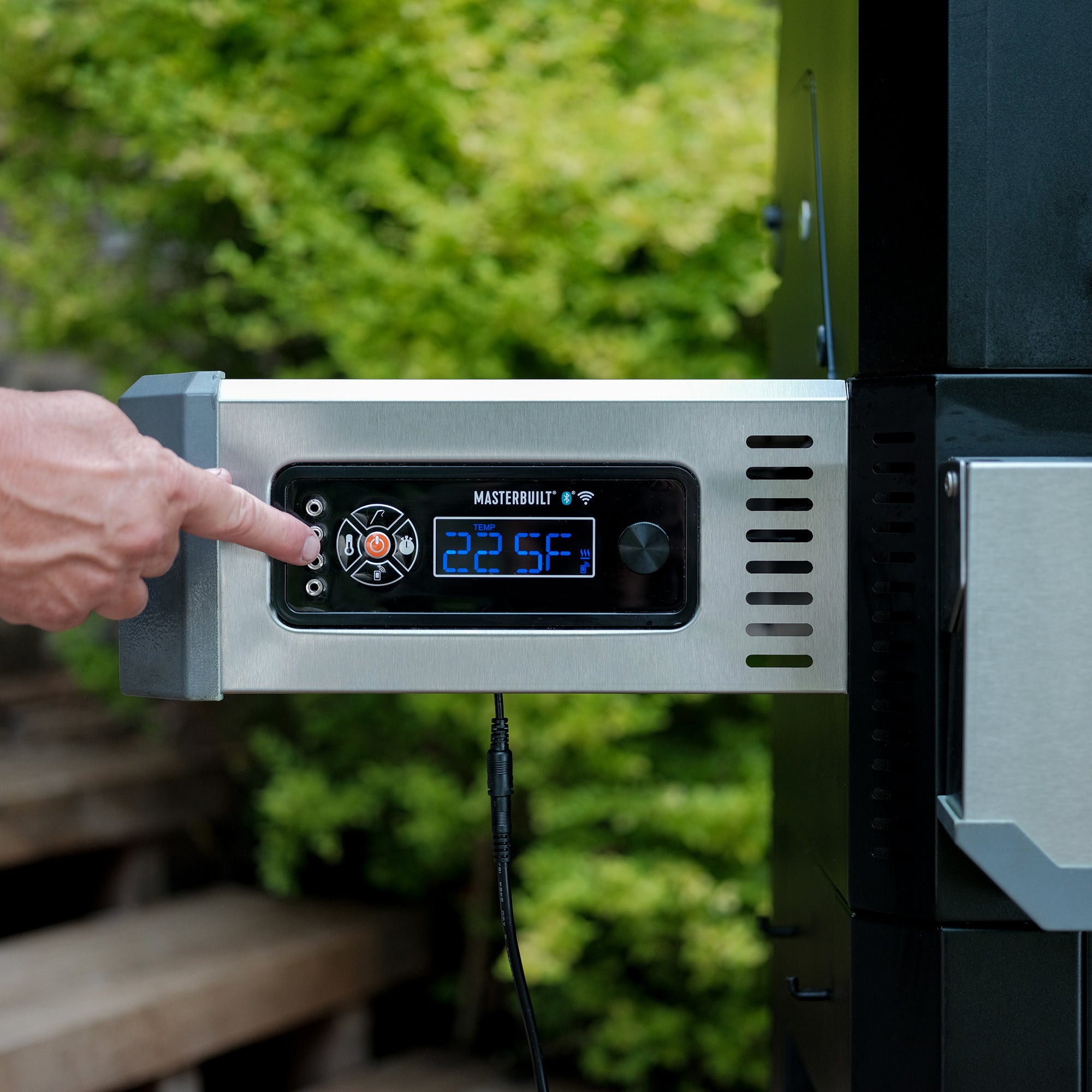 Masterbuilt Gravity Series 800 Digital Griddle Plus BBQ Plus Smoker
