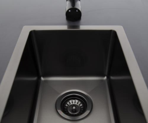 Cabinex Premium Outdoor Kitchen Paired with Beefeater 1500