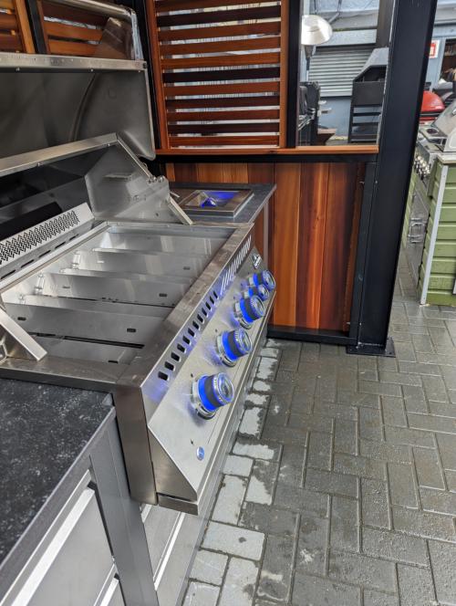 (BBQ unit not included)