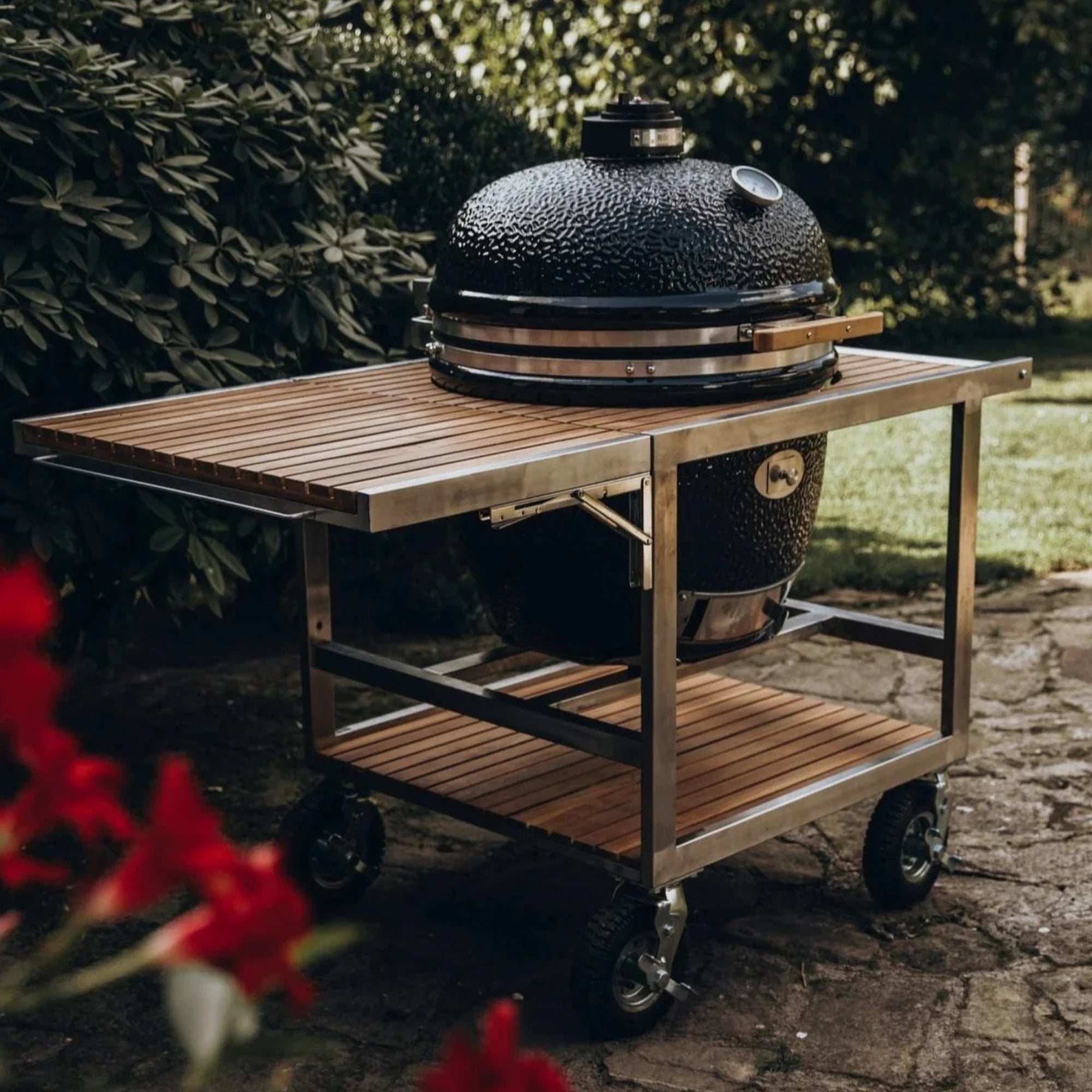 Monolith Buggy Grill Table